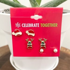 NWT Santa hat, reindeer, and pearl stud earrings three pairs included